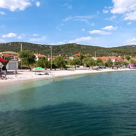 Seaside House Vinisce, Trogir - 12066 * Vinisce