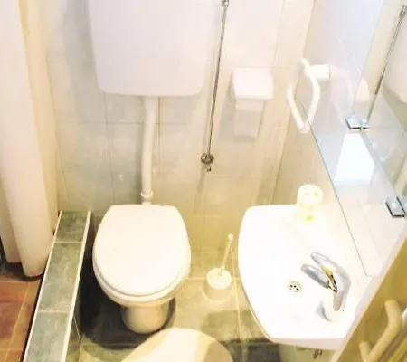 Seaside House Vinisce, Trogir - 12066 Holiday home *